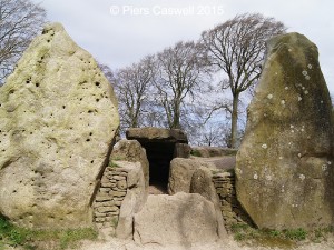 Wayland Smithy monument facade sarsens